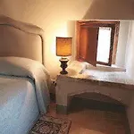 Relais Borgo Campello Casa de Campo *