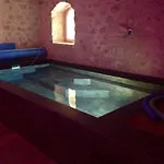 منزل ريفي Relais Borgo Campello